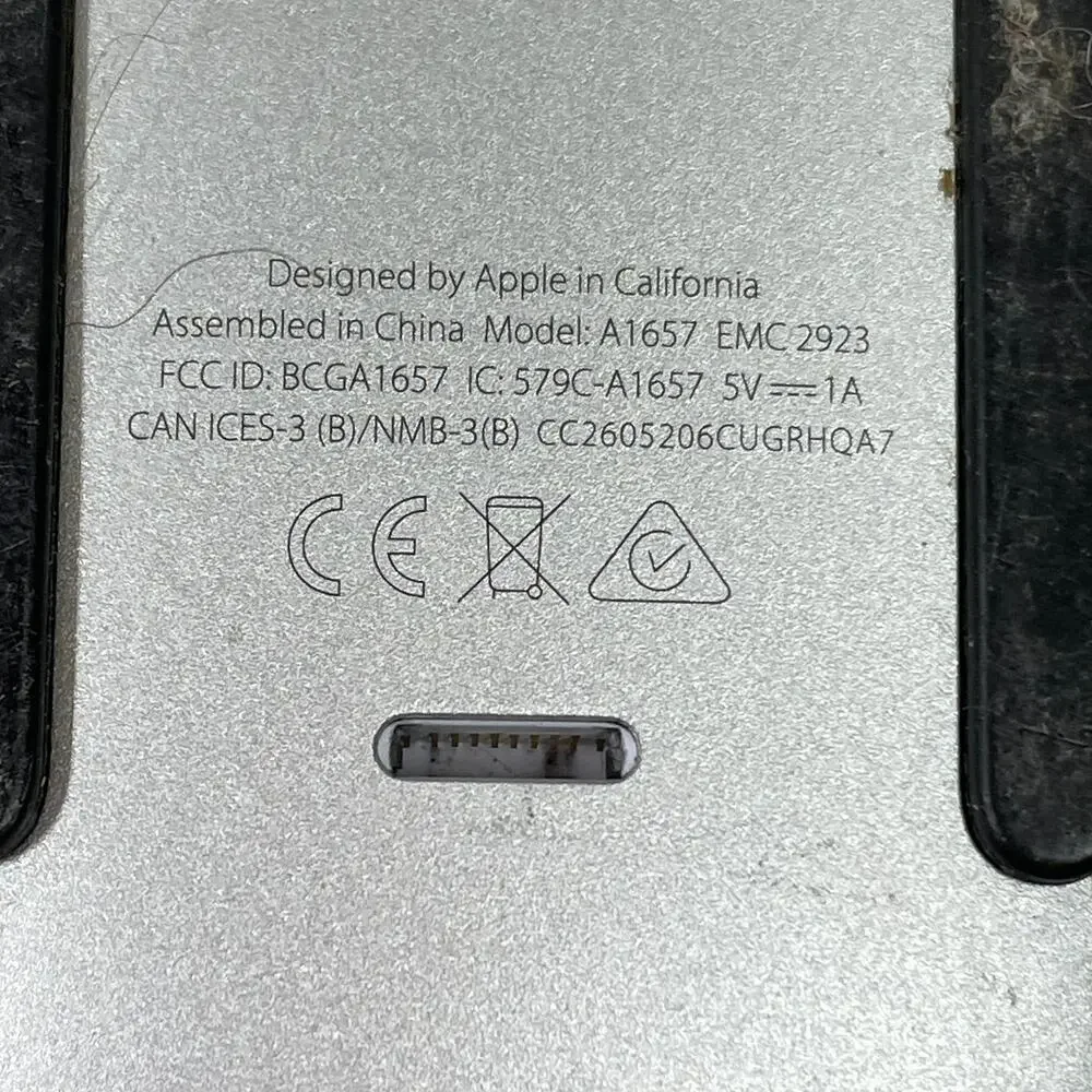 Apple A1657 Magic Mouse 2 (MLA02LL/A) Tested Working Mouse ONLY EUC